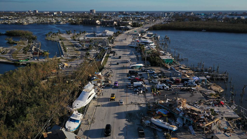 Floridians begin assessing catastrophic Hurricane Ian damage