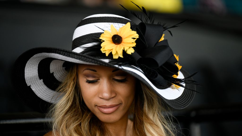 Preakness hats turn heads