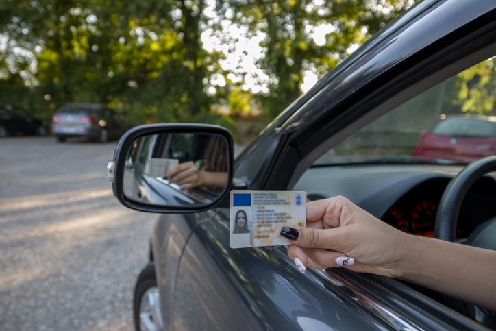 Digital drivers licenses