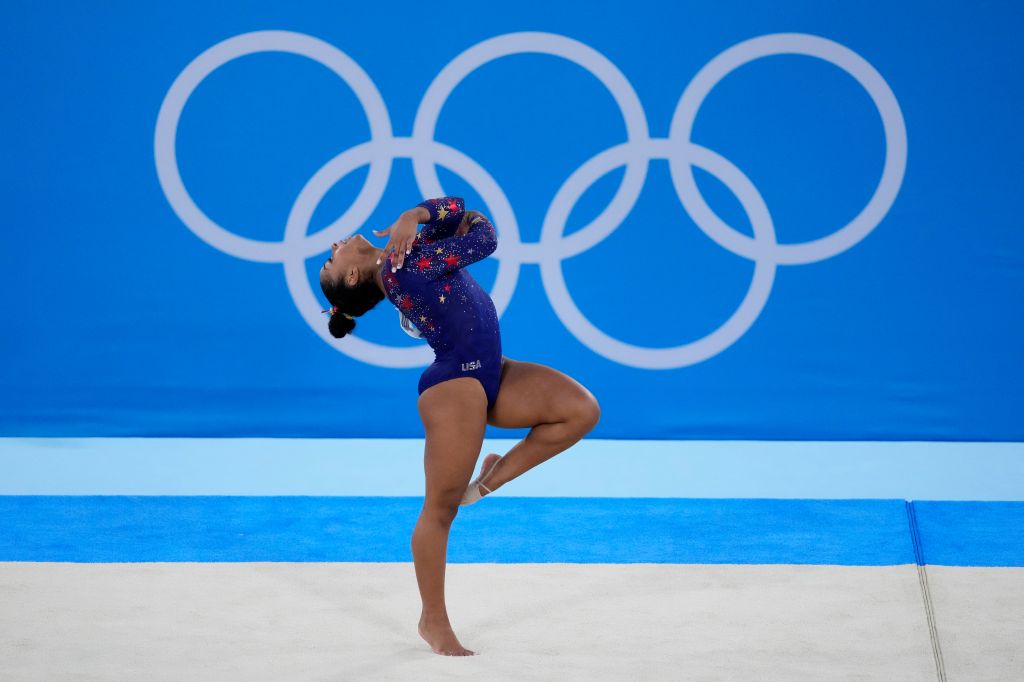 Photos: Simone Biles, US women's gymnastics team compete in qualifying round