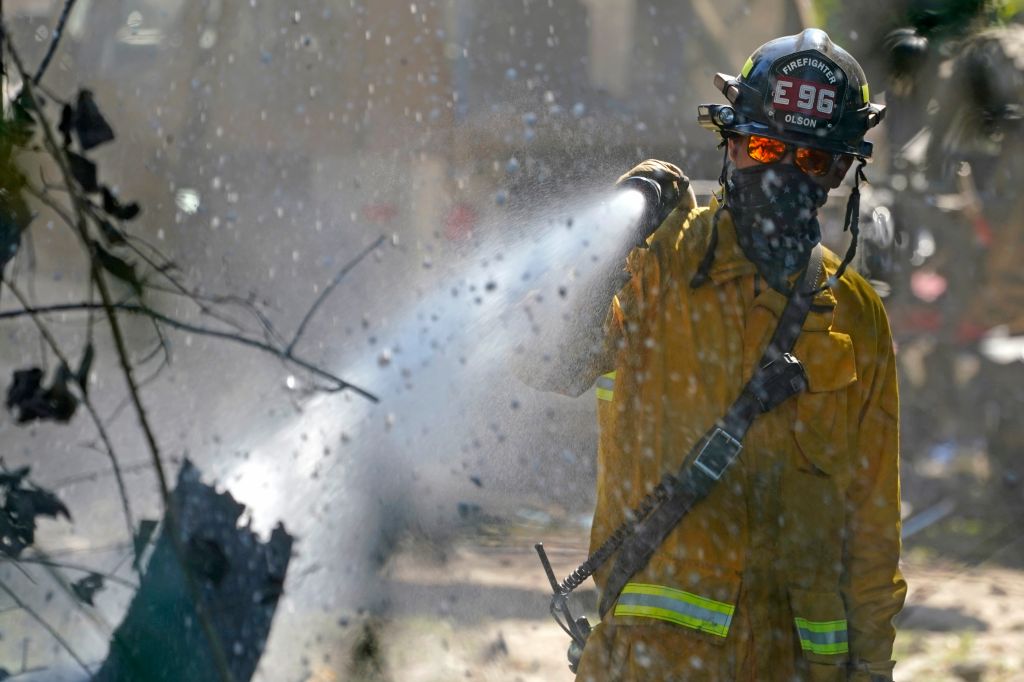 Winds fuel destructive wildfires in Pacific Northwest