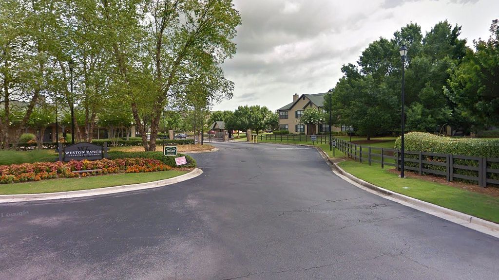 Pregnant woman slain: