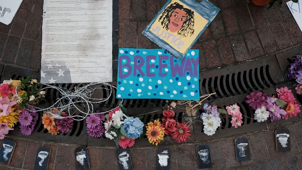 Protests continue after grand jury announces charging decision in Breonna Taylor's death