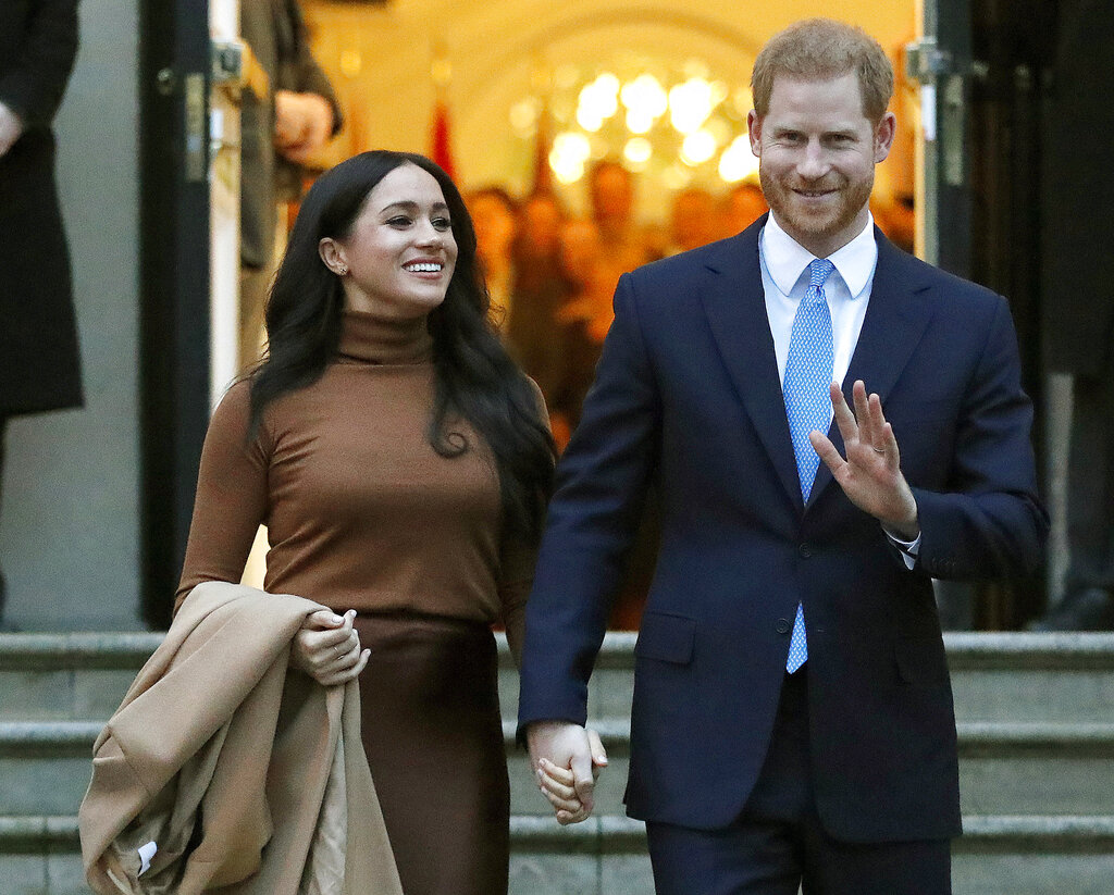 Photos: Prince Harry, Meghan celebrate second anniversary