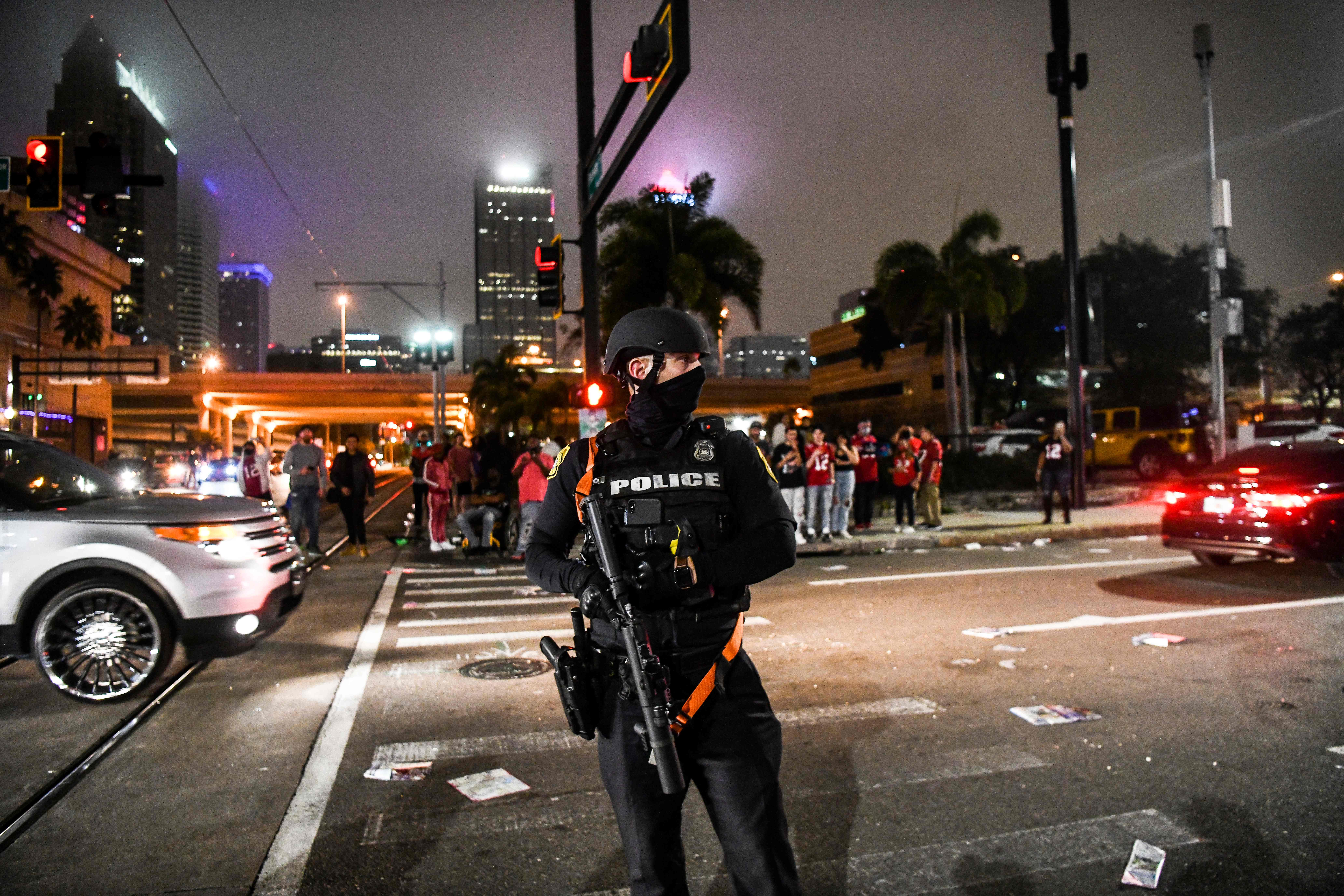 Photos: Tampa Bay fans crowd streets to celebrate Bucs' Super Bowl win