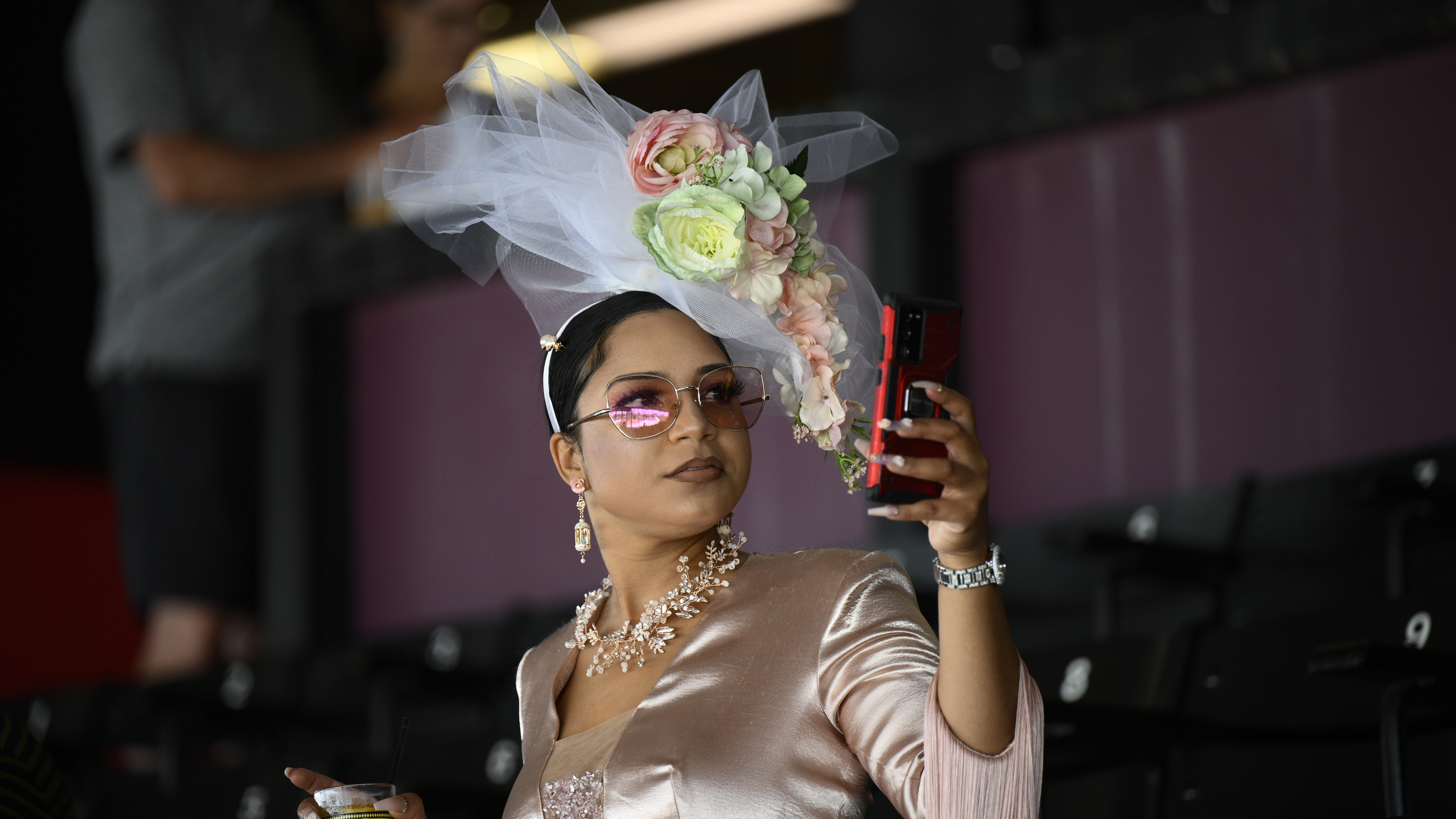 Preakness hats turn heads