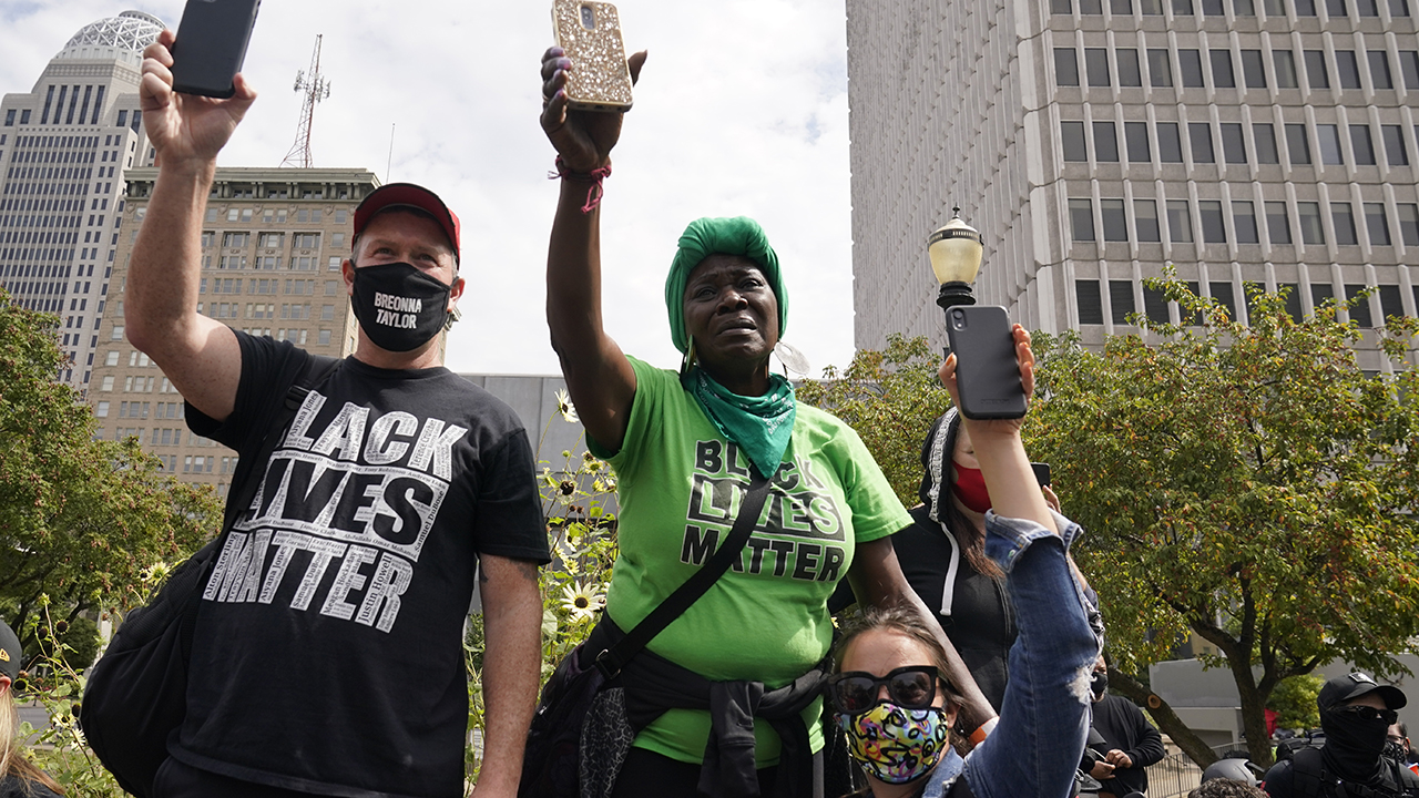 Protests continue after grand jury announces charging decision in Breonna Taylor's death