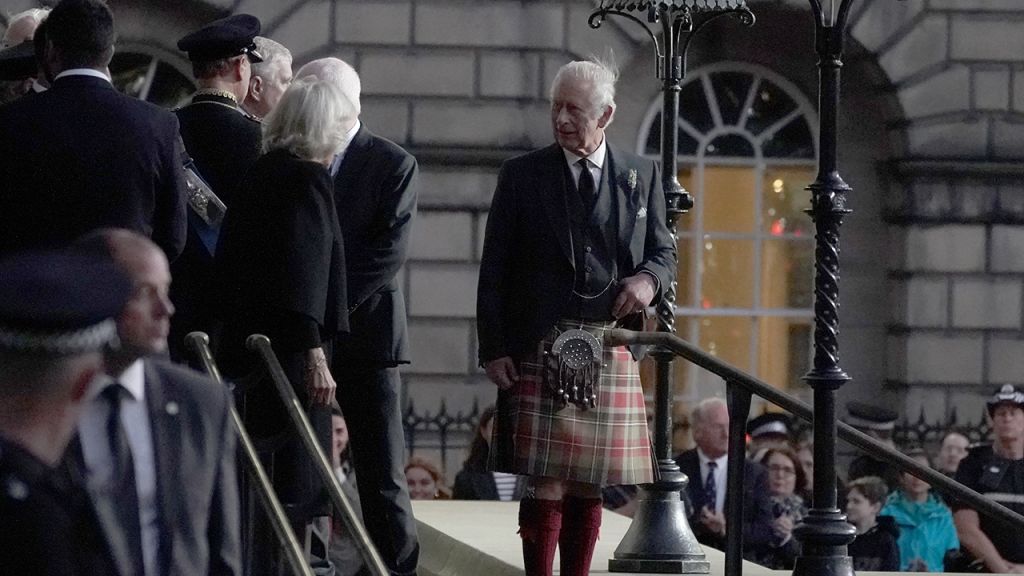 Royal family attends vigil for Queen Elizabeth II