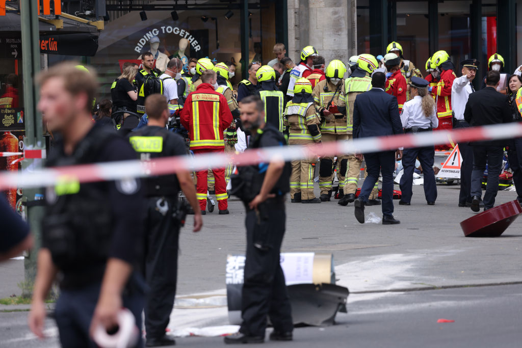 Photos: Car strikes pedestrians in Berlin shopping district