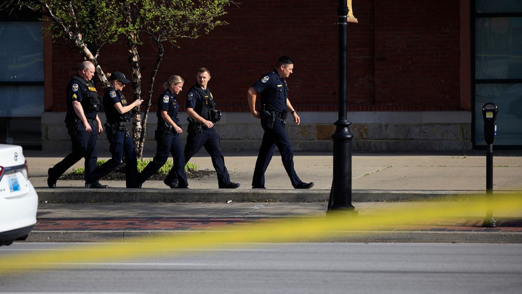 Several dead in shooting at Louisville bank