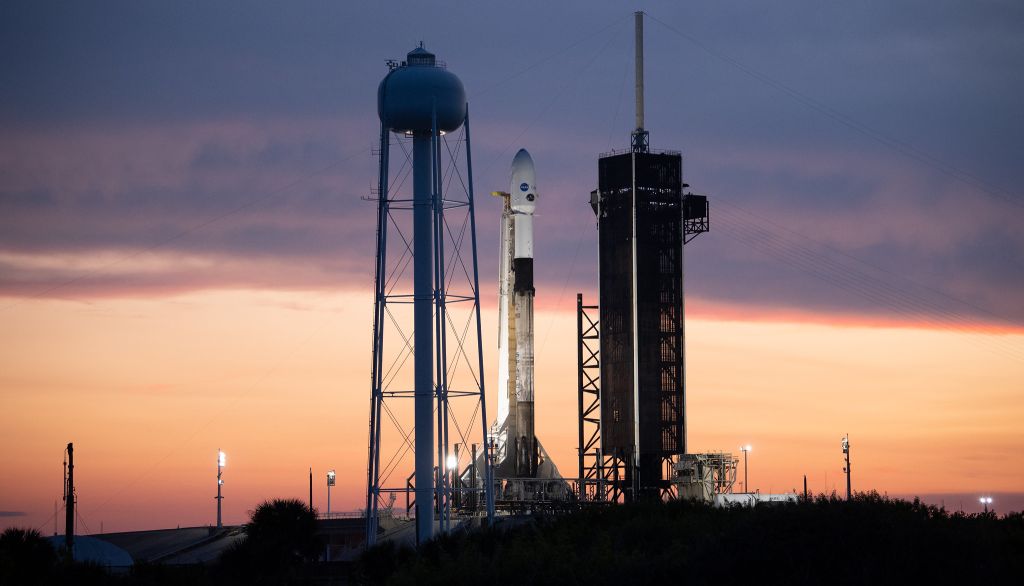 Photos: SpaceX launches NASA IXPE telescope
