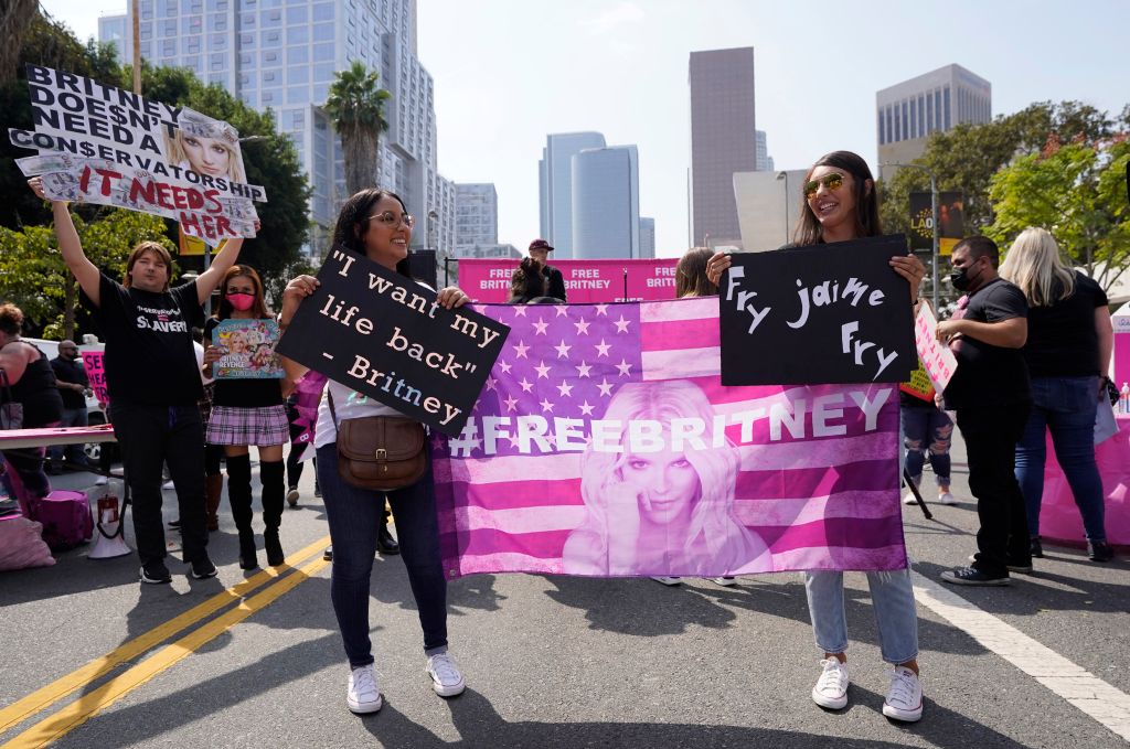 Photos: Britney Spears fans rally outside courthouse during conservatorship hearing
