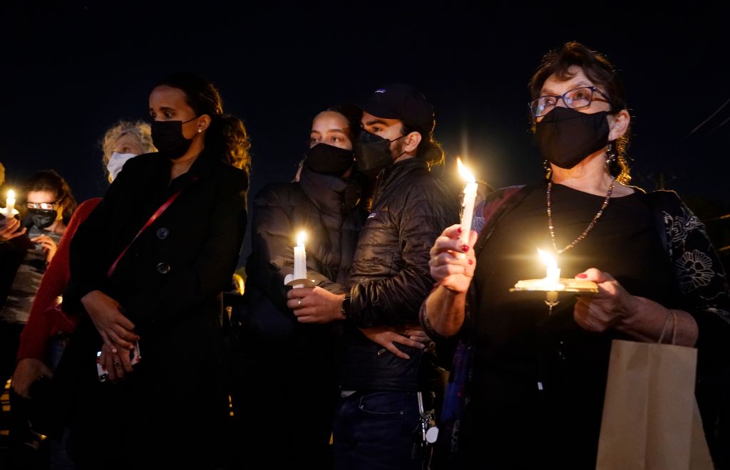 Photos: Halyna Hutchins, cinematographer killed on 'Rust' set, mourned at candlelight vigil