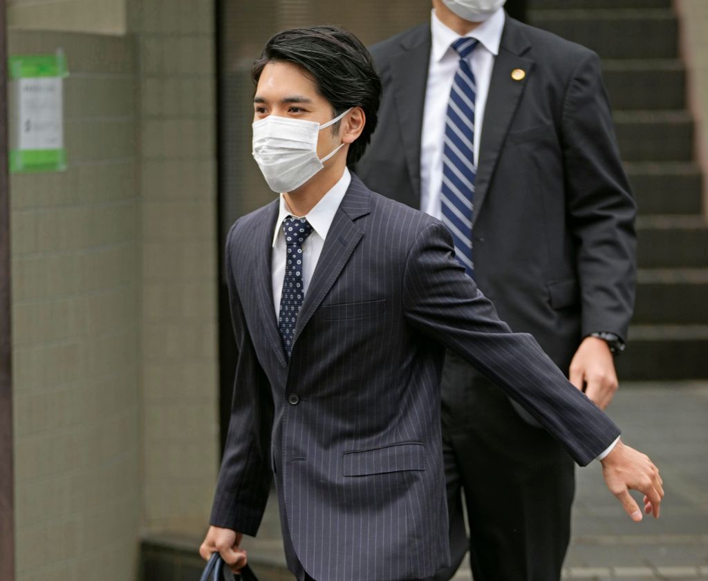 Photos: Japan's Princess Mako marries commoner, loses royal status