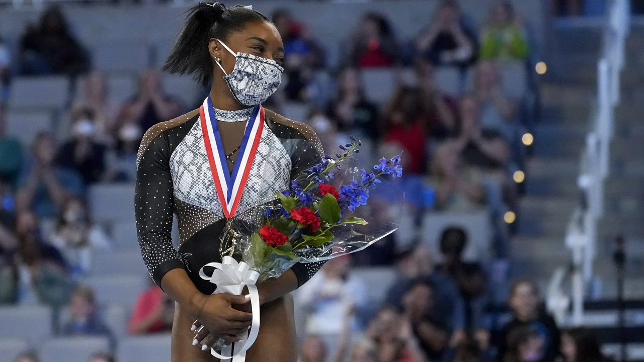 Photos: Simone Biles wins record 7th U.S. gymnastics title