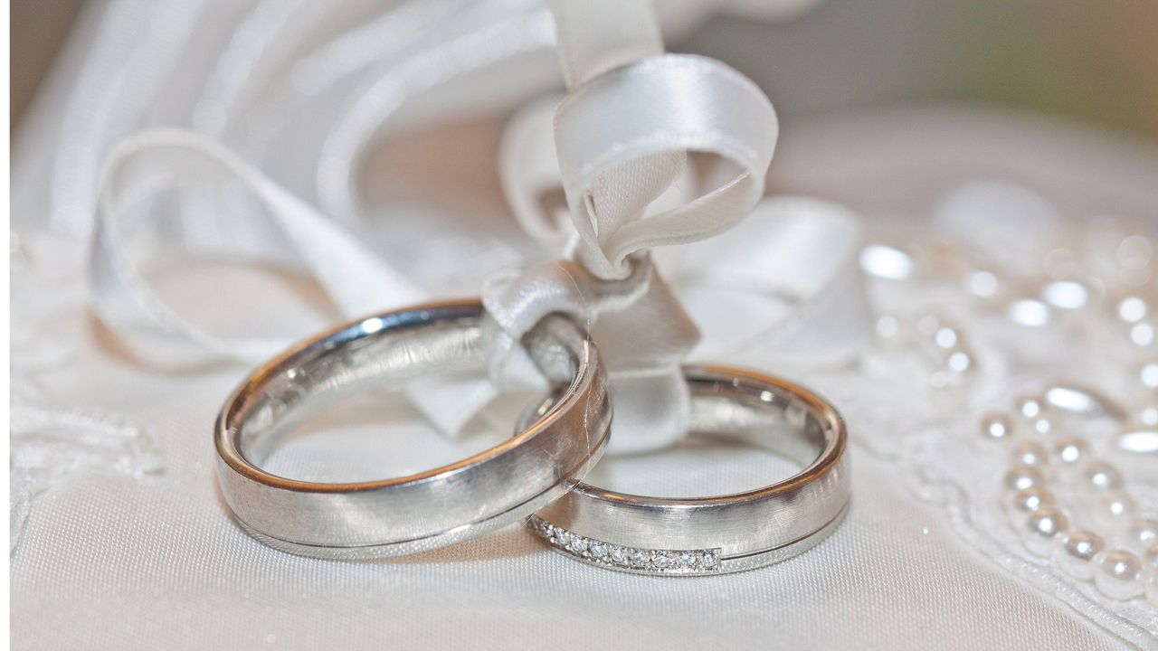 California couple say 'I do' from a distance