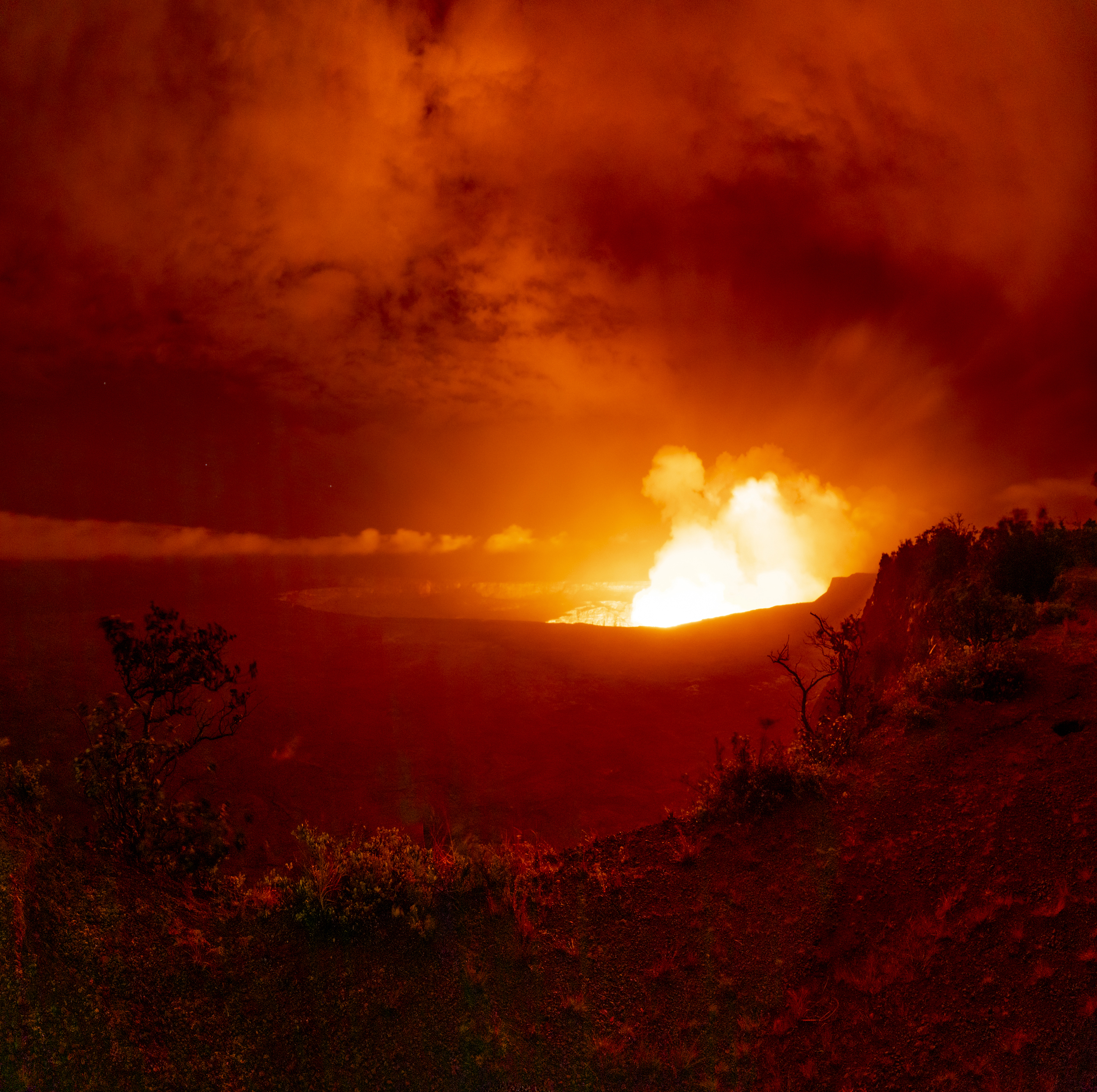 Photos: Kilauea volcano erupts on Hawaii's Big Island