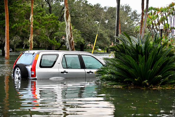 Floridians begin assessing catastrophic Hurricane Ian damage