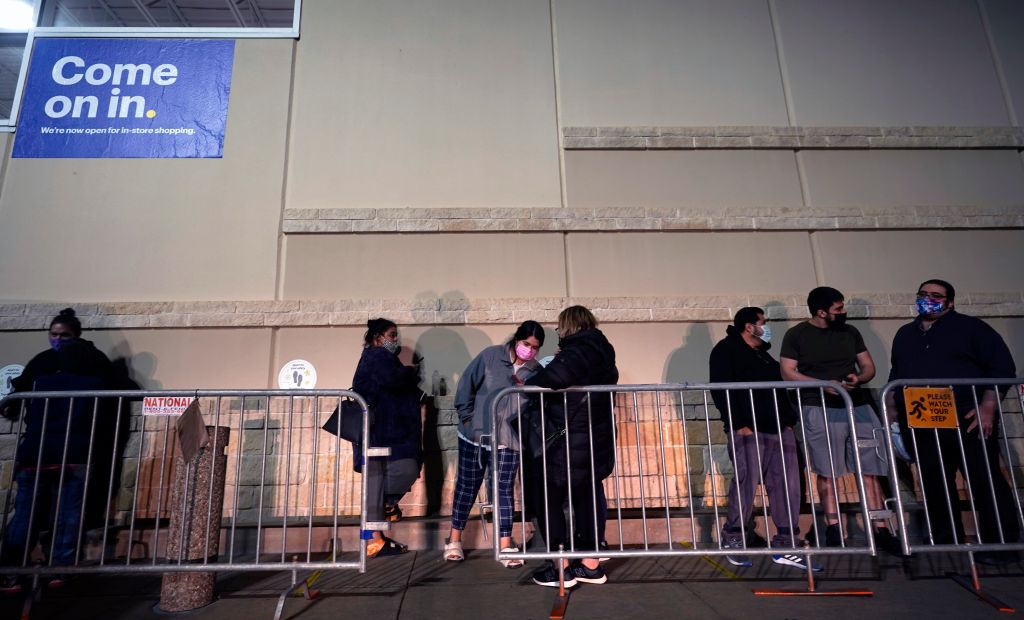 Photos: Black Friday shoppers hit stores for holiday deals amid coronavirus pandemic