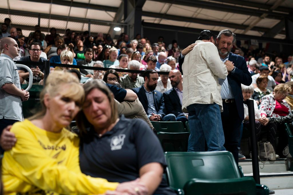 Photos: Texas school shooting victims remembered at Uvalde vigil