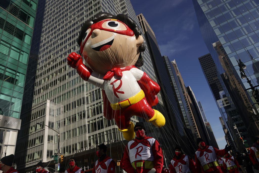 Photos: Macy's Thanksgiving Day Parade 2021