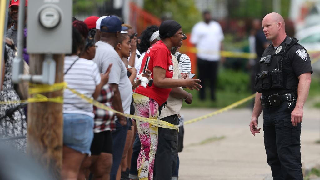 Gunman opens fire in Buffalo supermarket