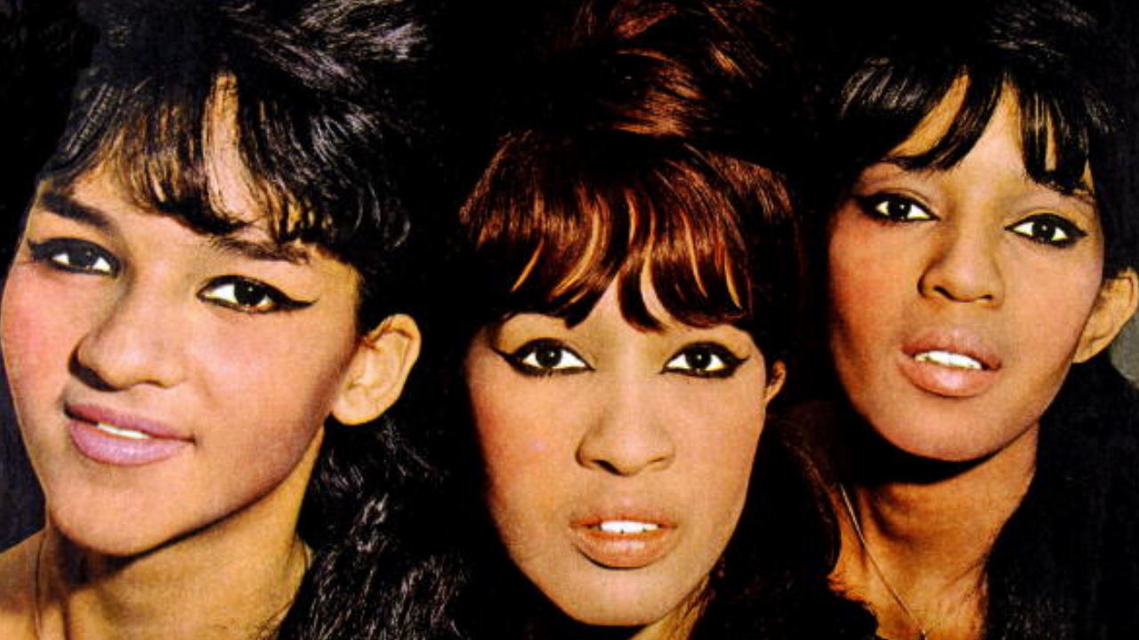 Photos: Ronnie Spector through the years