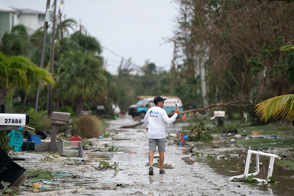 Floridians begin assessing catastrophic Hurricane Ian damage