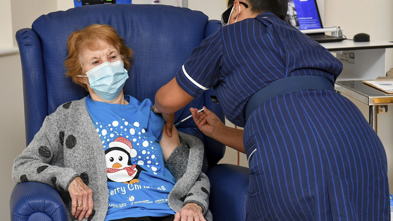 Photos: United Kingdom gives first doses of COVID-19 vaccine