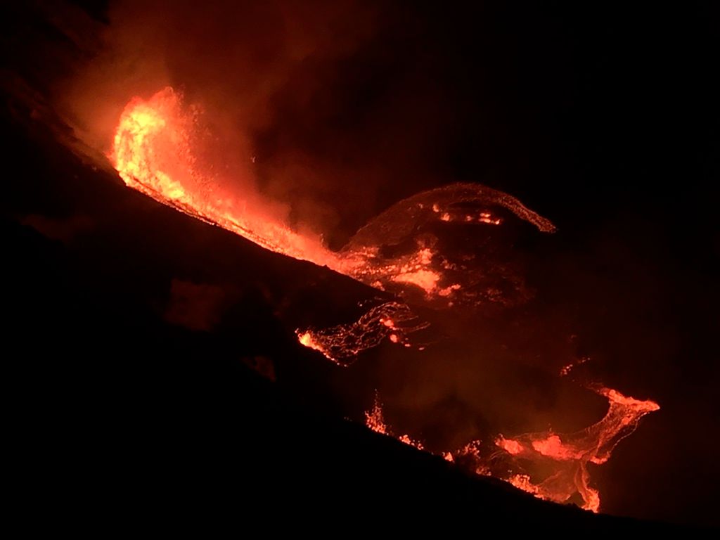 Photos: Kilauea volcano erupts on Hawaii's Big Island