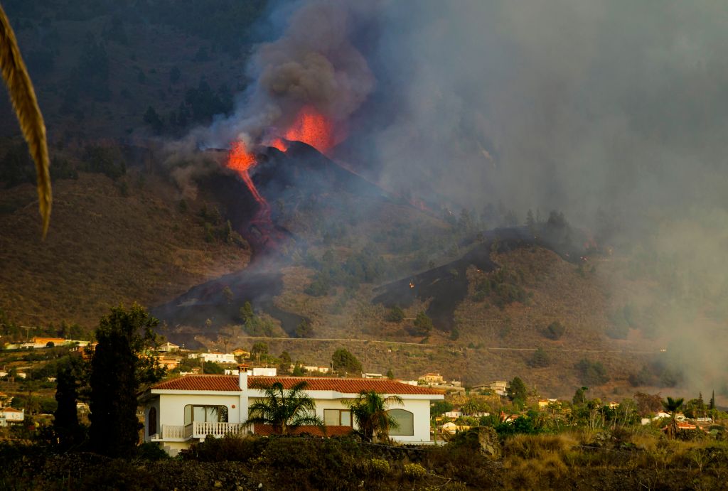 Photos: Volcano on Spain's Canary Islands erupts, sparking mass evacuations