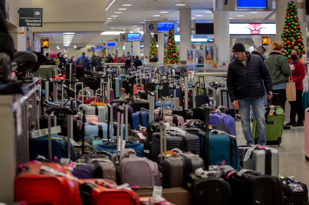 Passengers stranded, bags pile up as Southwest cancels flights