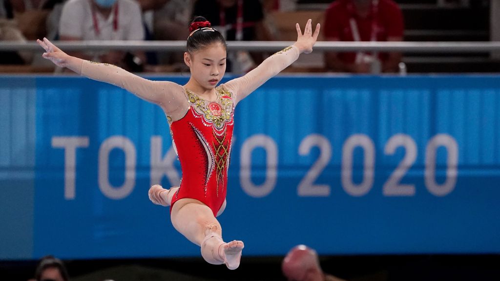 Photos: Simone Biles wins bronze in Olympic balance beam final