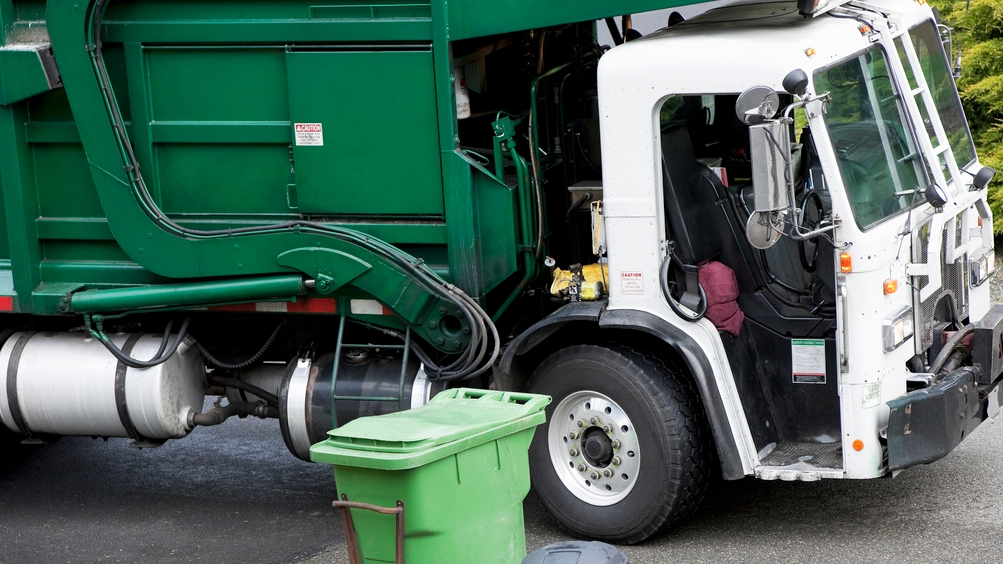 Decomposed body falls out of trash bin during garbage truck pick-up in Michigan