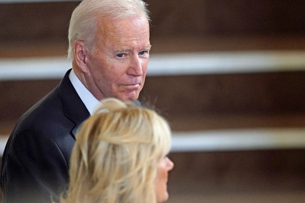 Biden's pay respects to Queen Elizabeth II