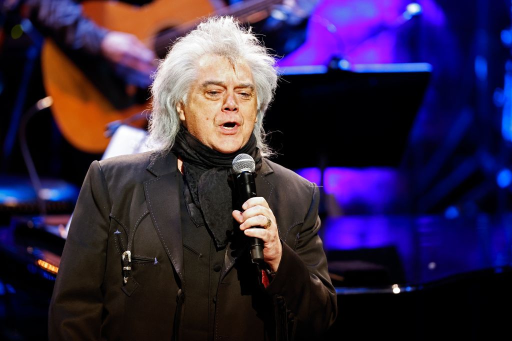 Photos: The Judds, Ray Charles join Country Music Hall of Fame