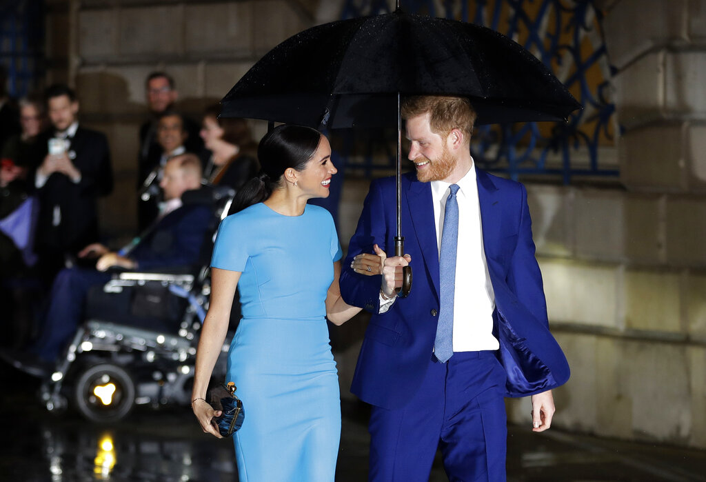 Photos: Prince Harry, Meghan celebrate second anniversary