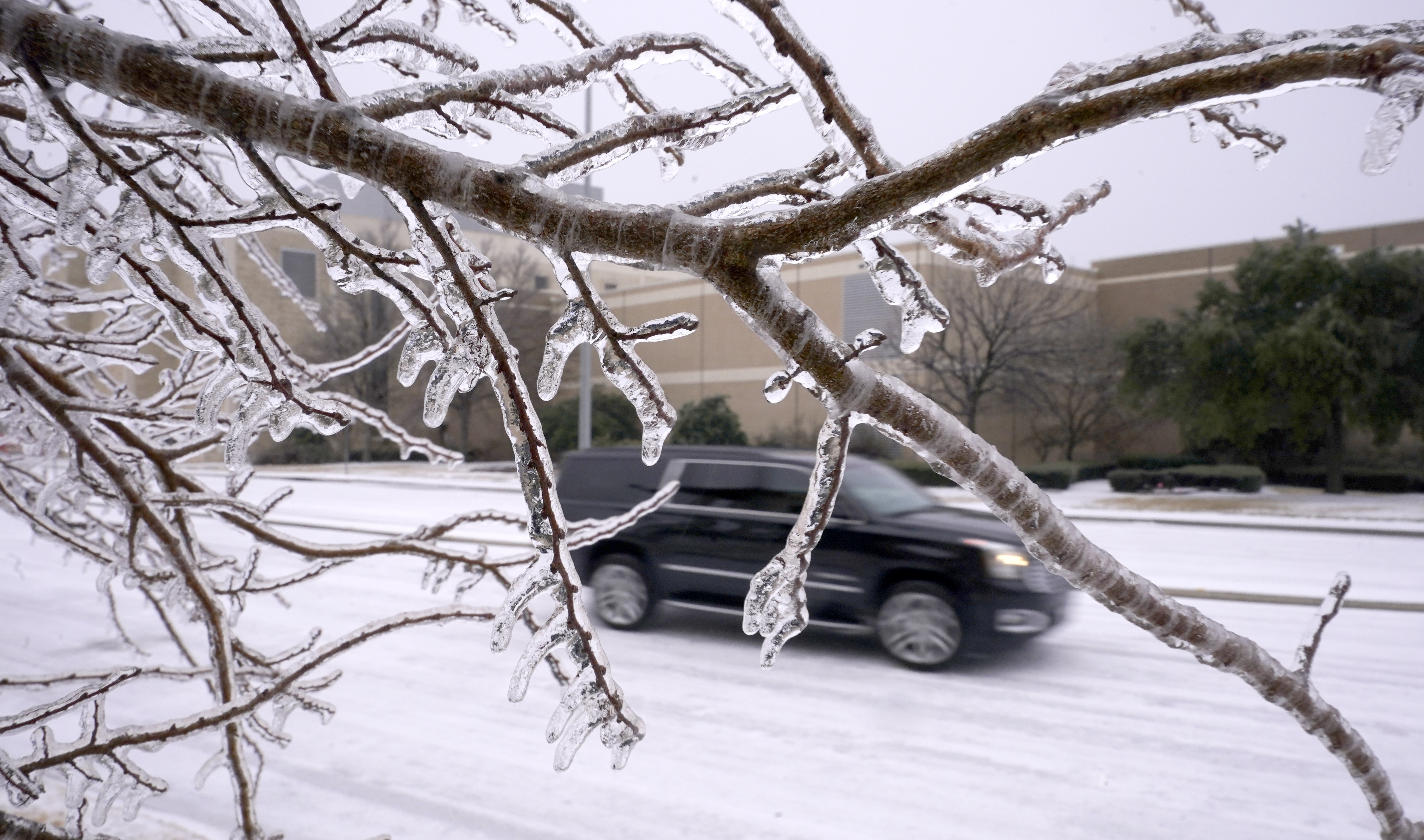 Photos: Winter storm dumps snow, ice on more states