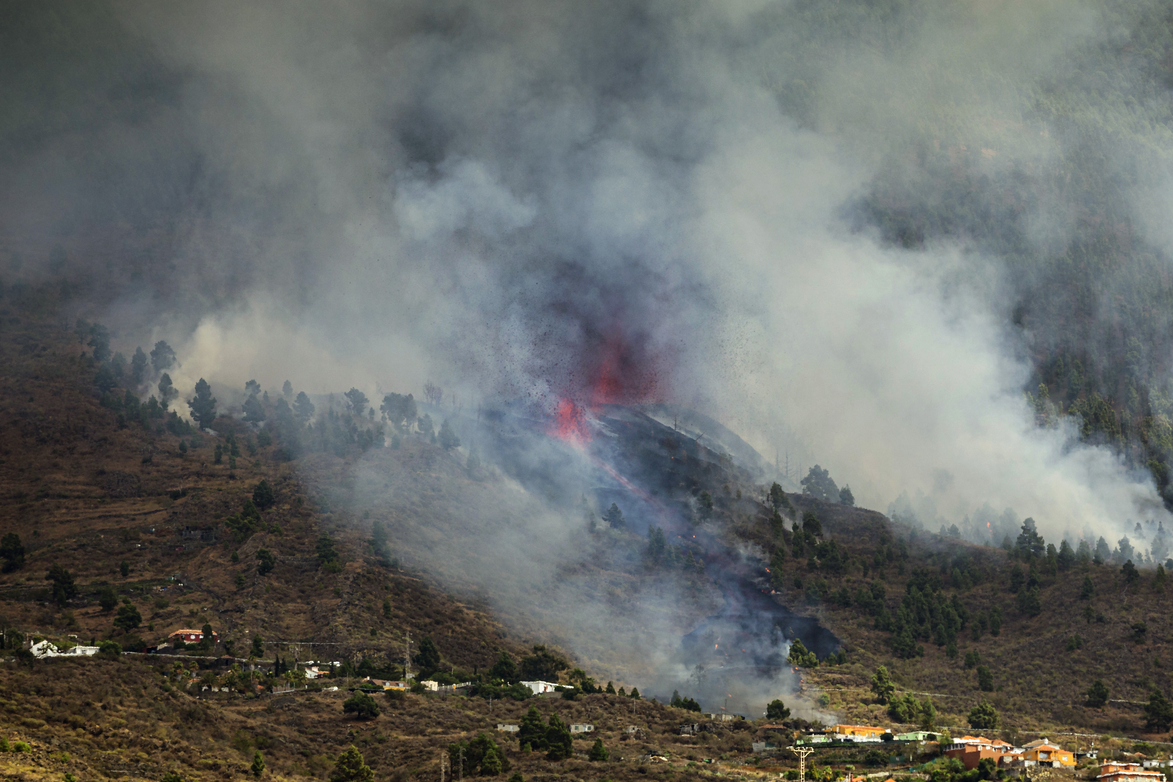 Photos: Volcano on Spain's Canary Islands erupts, sparking mass evacuations