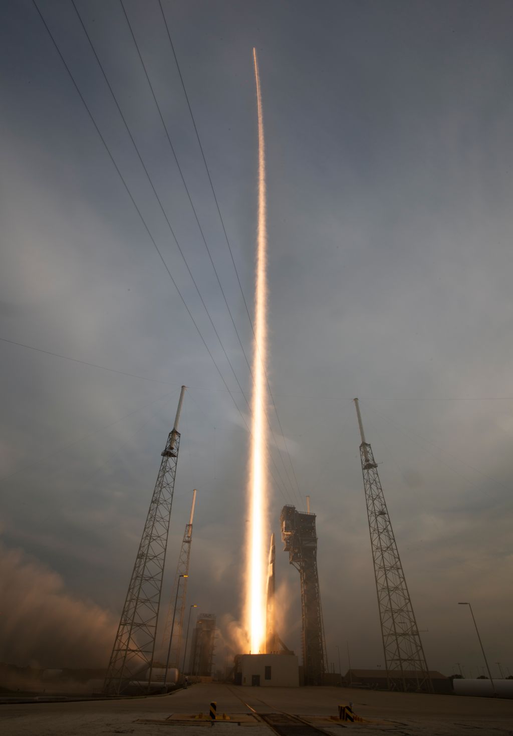 Photos: Boeing Starliner capsule lifts off for test flight to International Space Station