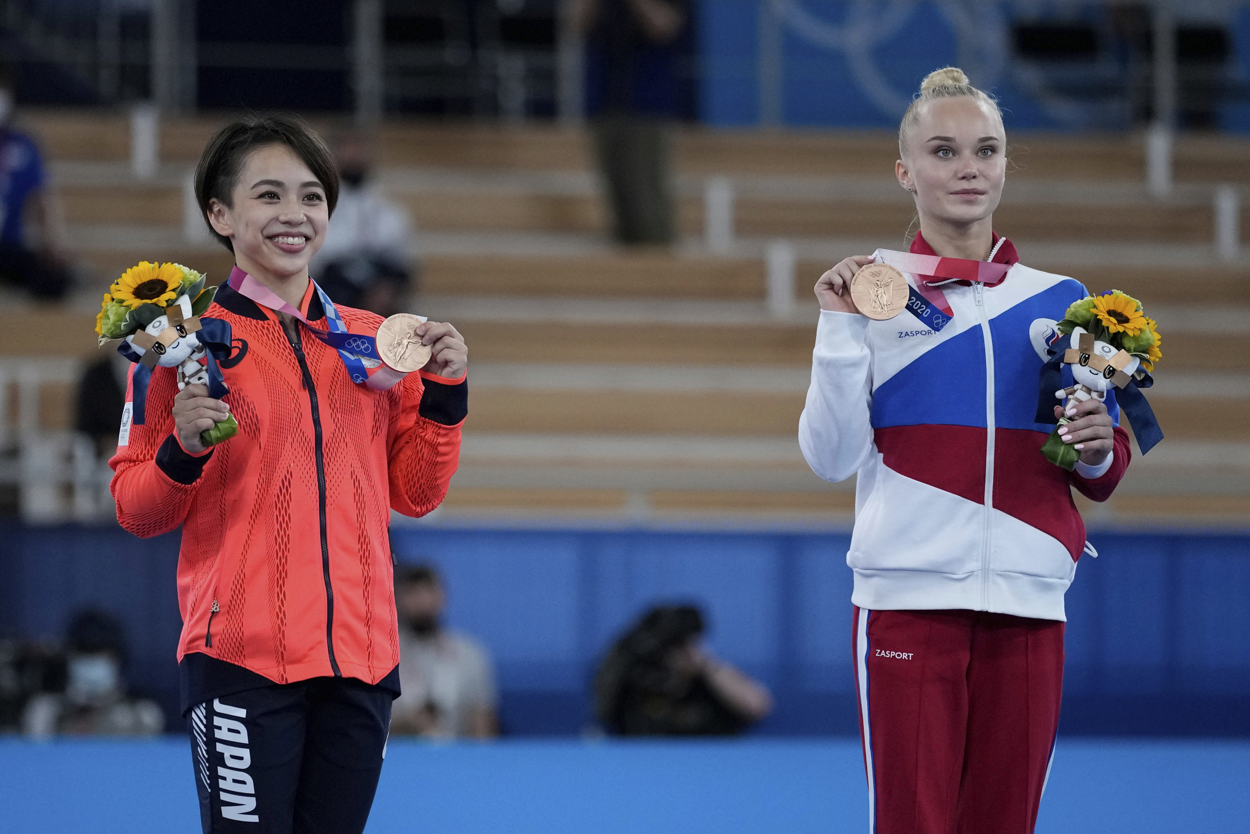 Photos: Jade Carey wins gold in floor exercise final at Tokyo Olympics