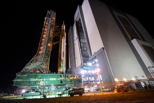 Photos: NASA's Artemis I moon rocket arrives at launch pad