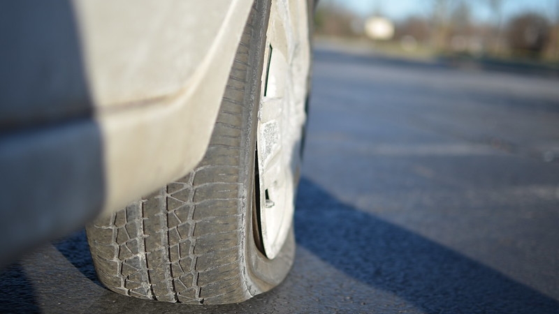 Georgia cop gives woman with flat tire ride to job interview