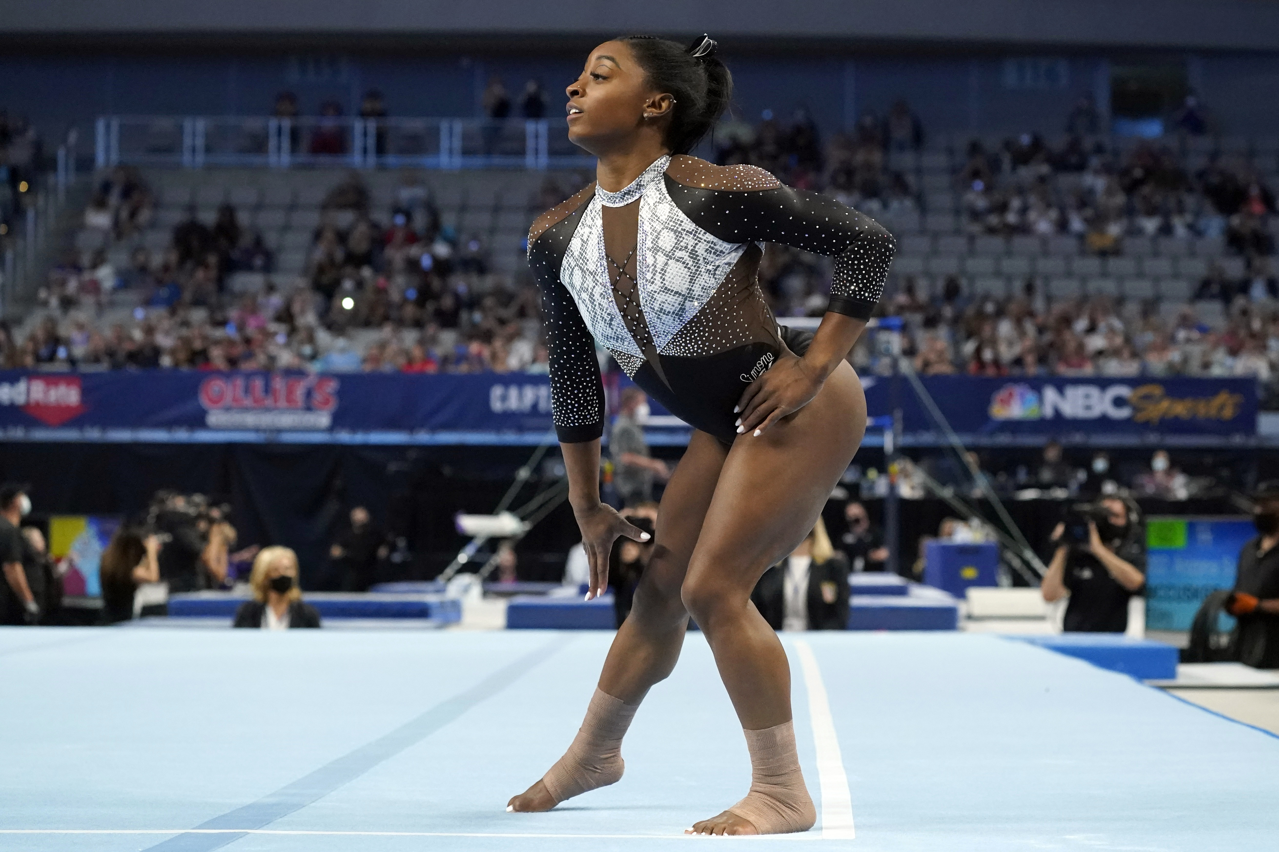Photos: Simone Biles wins record 7th U.S. gymnastics title