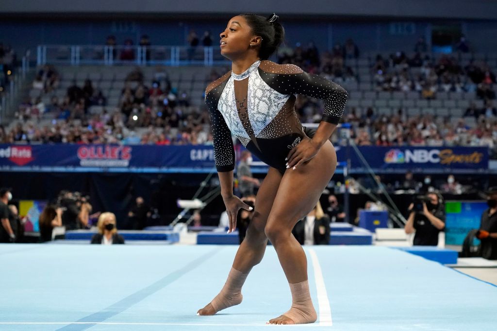 Photos: Simone Biles wins record 7th U.S. gymnastics title