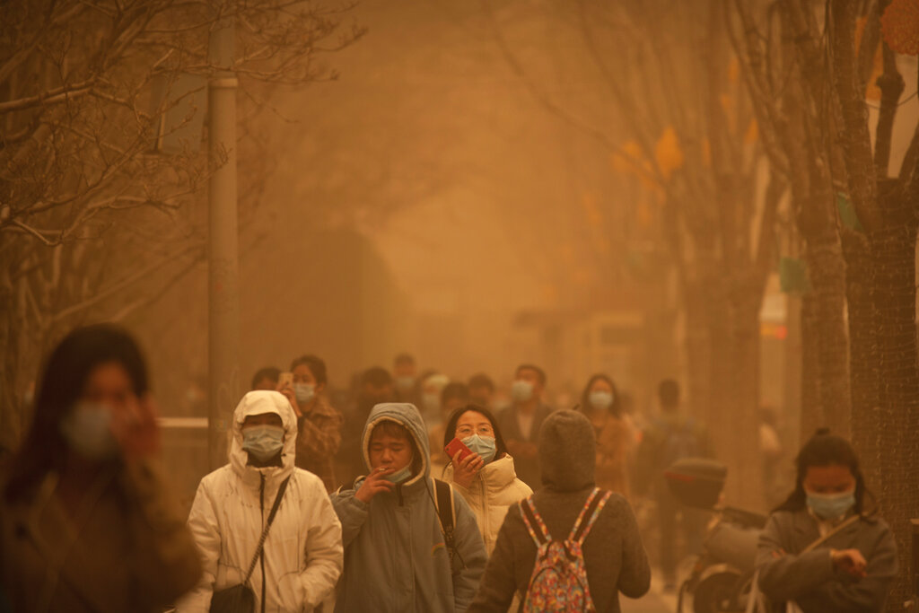 Worst sandstorm in a decade sweeps across China