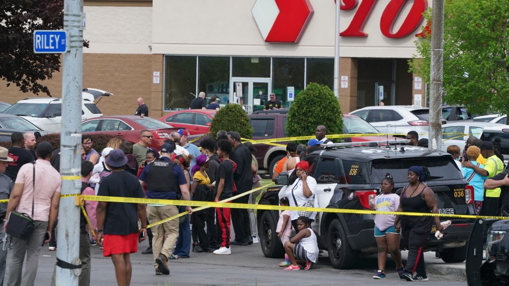 Gunman opens fire in Buffalo supermarket