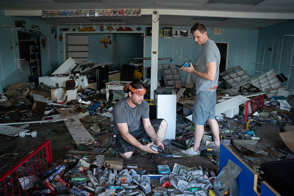 Floridians begin assessing catastrophic Hurricane Ian damage