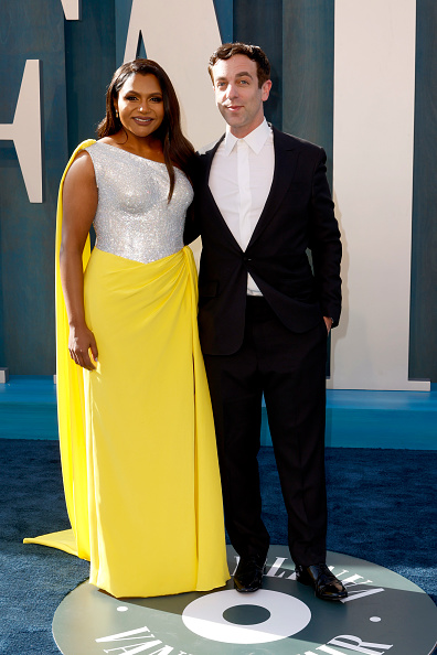Photos: Vanity Fair Oscar Party 2022 red carpet