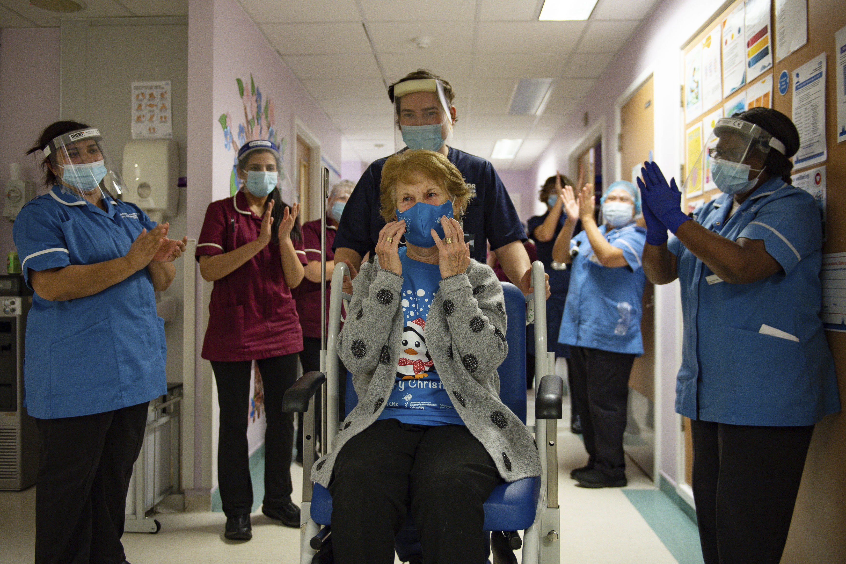 Photos: United Kingdom gives first doses of COVID-19 vaccine